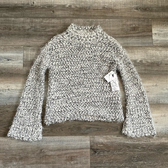Melrose and Market Womens XXS Black White Fuzzy Bell Sleeve Mock Neck Sweater - Picture 1 of 10
